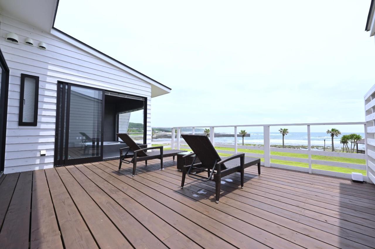Zeus Beach Park Nishinoomote Extérieur photo